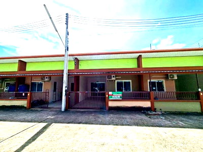 Townhouses for sale Rayong : TOWN HOUSE for sale  Mapyangphon Pluak Daeng Rayong