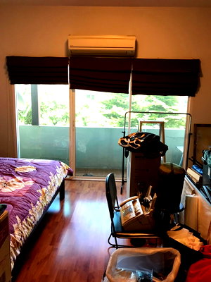 Townhouses for sale Thonburi Vocational College : LTH6322 – Townhouse in Yannawa FOR SALE 3 beds 4 baths 185 sq.m. Near BTS Chong Nonsi ONLY 14,100,000 THB