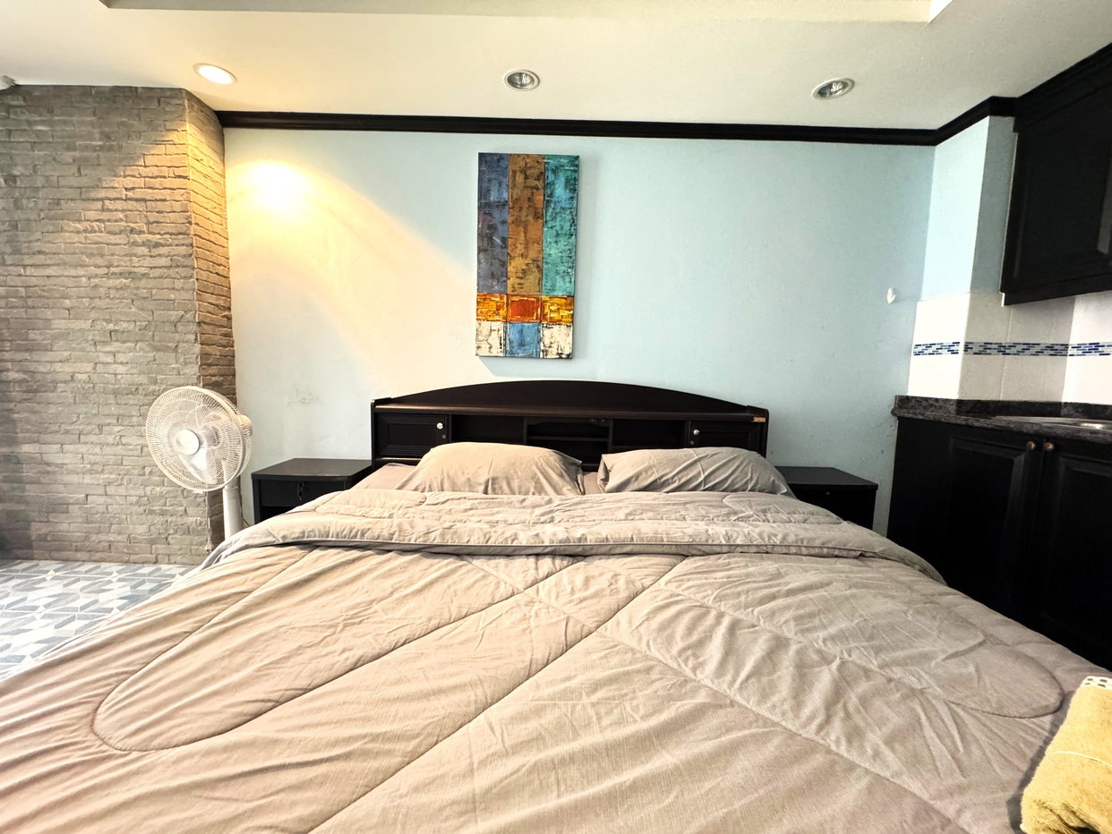 รูป Studio Condo for Rent at Jomtien Beach Condominium in Pattaya - รูปที่ 4/19