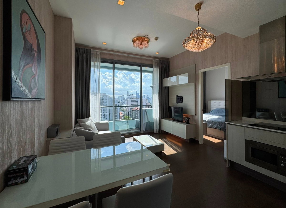 picture Available 1May26! Q Asoke. 2bed 60sq.m. Line id: @pfagent - 2/11