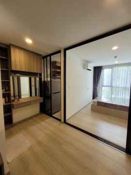 📍 Kensington Phaholyothin 63  Condo in a great location, near BTS Phaholyothin 59, just 200 meters away 🚆