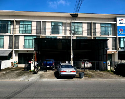 เช่าทาวน์โฮม โลตัส ลาดกระบัง : ให้เช่าทาวน์โฮม 3 ชั้น ลาดกระบัง โครงการพฤกษาวิลล์ 60 (พฤกษาอเวนิวลาดกระบัง) จดบริษัทได้