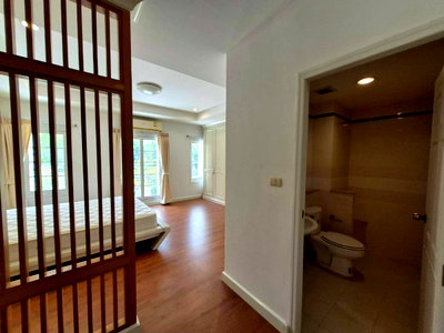 เช่าทาวน์โฮม วิทยาลัยอาชีวศึกษาธนบุรี : ปล่อยเช่า Urban Sathorn  พร้อมอยู่