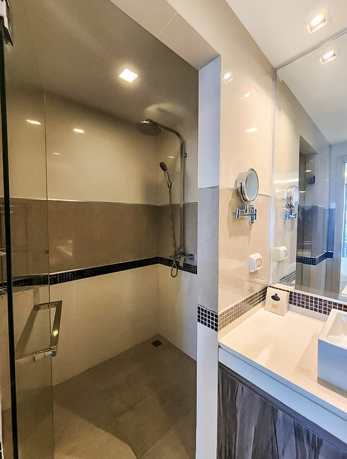 picture For Sale Wongamat Tower 1 Bedroom Sea View Condominium - 8/11