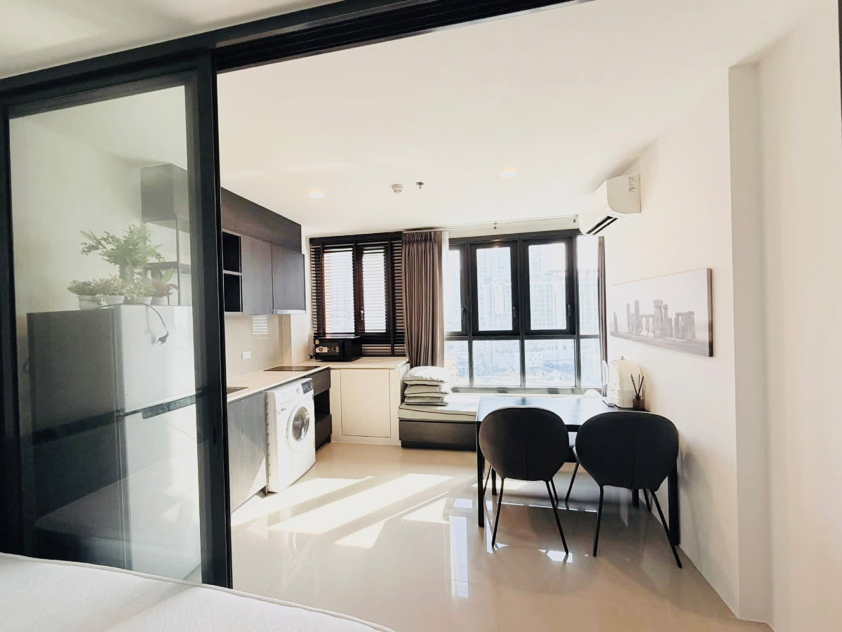 picture XT HUAIKWANG                     . - 2/9