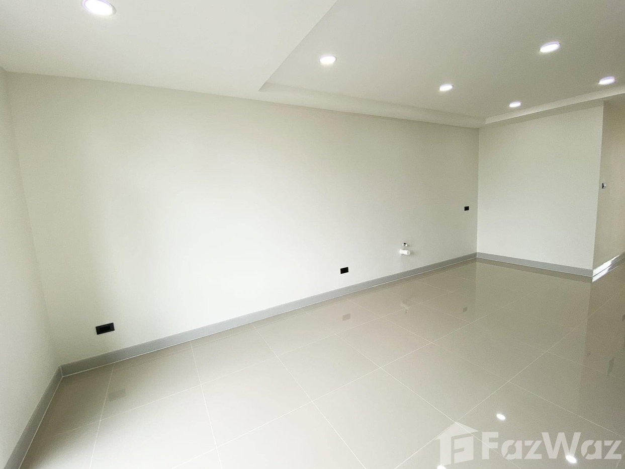 รูป ขาย ทาวน์เฮ้าส์ 3 ห้องนอน ใน บางจาก, กรุงเทพมหานคร 1649766 - รูปที่ 3/10