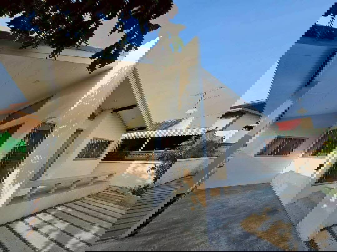 รูป MHR81 บ้านเดี่ยวหลังใหญ่ ลมดี มีต้นไม้ร่มรื่น ย่านลาดปลาเค้า-จระเข้บัว 3 นอน 2 น้ำ จอดรถได้ 2 คัน ทำเลใจกลางเมืองเดินทางสะดวก - รูปที่ 1/11