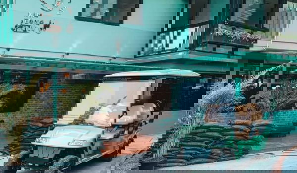 รูป ขายบ้านเดี่ยว 2 ชั้น สุขุมวิท ซอย 61 กทม. - รูปที่ 1/4