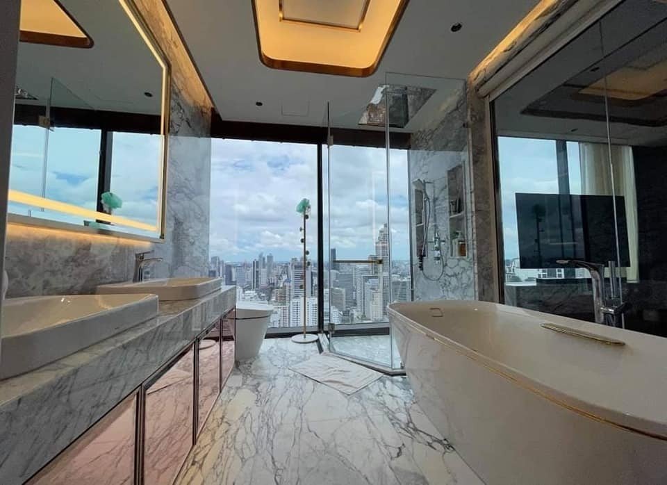 รูป LTHC6579 – The Esse Asoke FOR RENT 3 beds 4 baths Size 244 Sq.M.Near BTS Asok stations ONLY 550k/month - รูปที่ 7/7