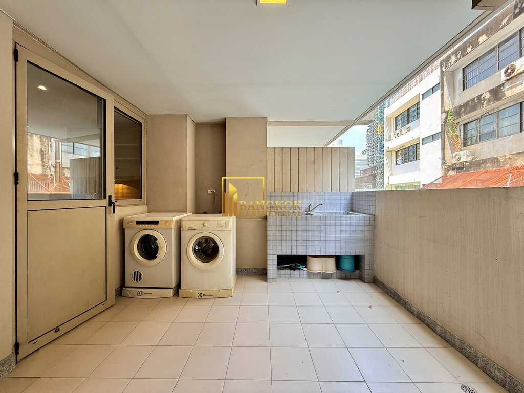 รูป Spacious 3 Bedroom Apartment With Large Private Terrace - BR0640AP - รูปที่ 29/40
