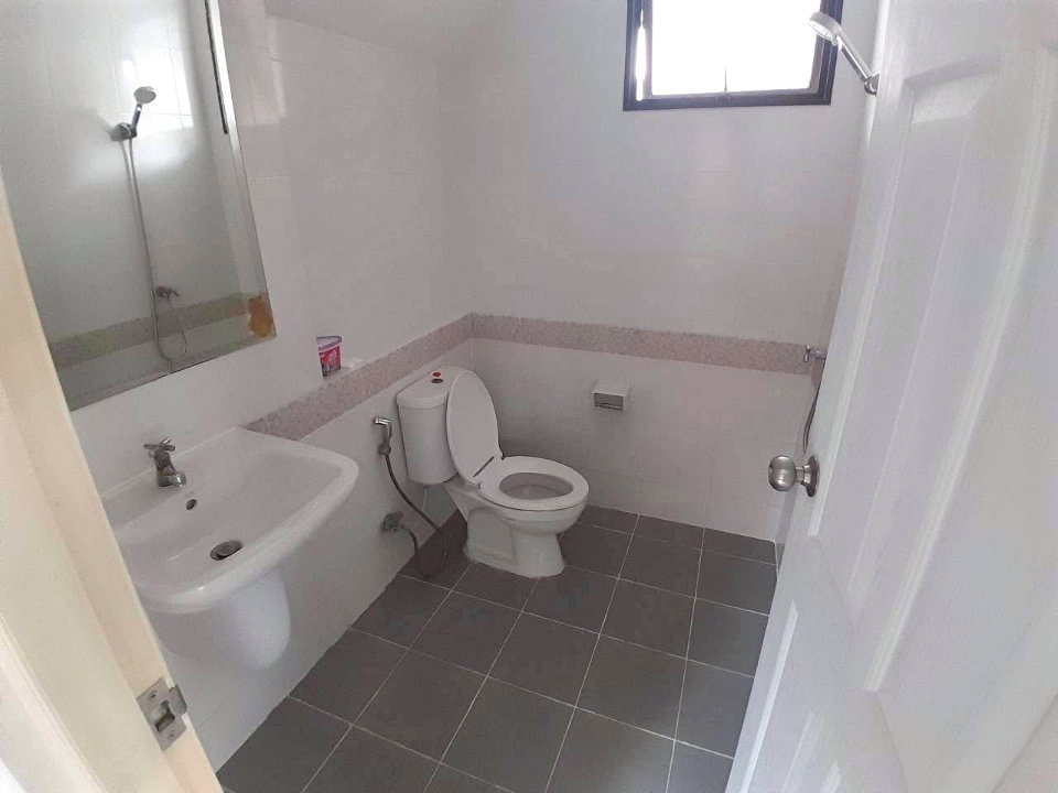 รูป ให้เช่า‼️บ้านเดี่ยว 56 ตร.ว.ขนาด 3 นอน 2 น้ำ หมู่บ้านเซนโทร เวสต์เกต (Centro Westgate) ซอย ถนนเลียบคลองบางไผ่ 🐶🐱 เลี้ยงสัตว์เลี้ยงได้ 🐰🐹🐰 - รูปที่ 12/23