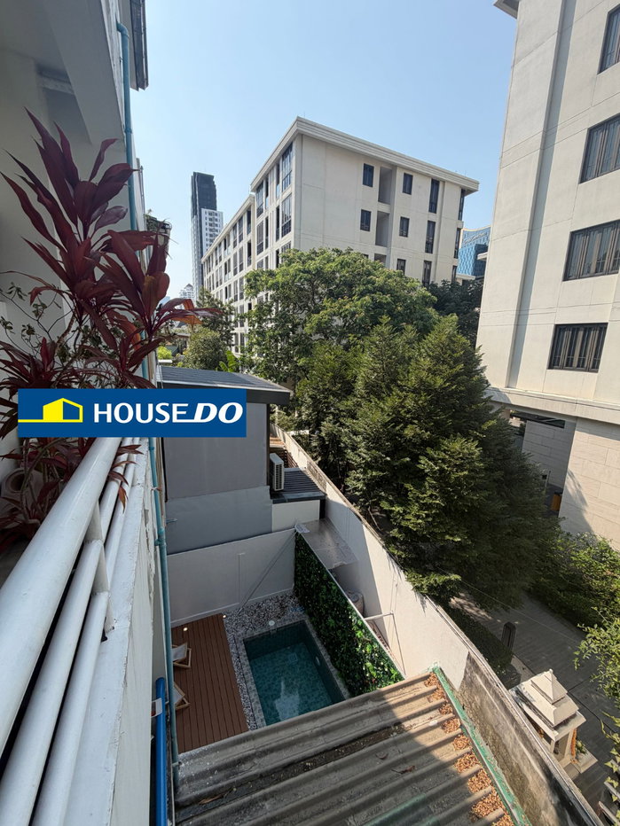 รูป ขายทาวน์โฮมหลังมุม 44 ตร.วา. สุขุมวิท 61 ใกล้ BTS เอกมัย, ทองหล่อ - รูปที่ 24/33