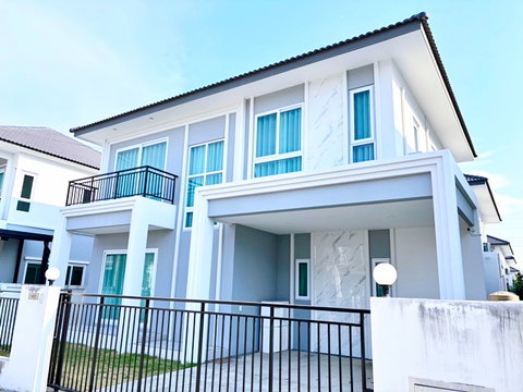 บิ๊กซี หนองจอก2.23กม. แม็คโคร 5แอร์ บ้านเดี่ยว 2ชั้น สระว่ายน้ำ 52ตร.วา 4นอน 3น้ำ อยู่วิทยา ใกล้ มเทคโนโลยีมหานคร 900 ม.