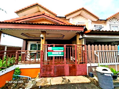 ทาวน์โฮม เซ็นทรัล พลาซ่า เวสต์เกต : ทาวน์เฮ้าส์ สำหรับขาย พฤกษา 39 เสาธงหิน บางใหญ่ นนทบุรี