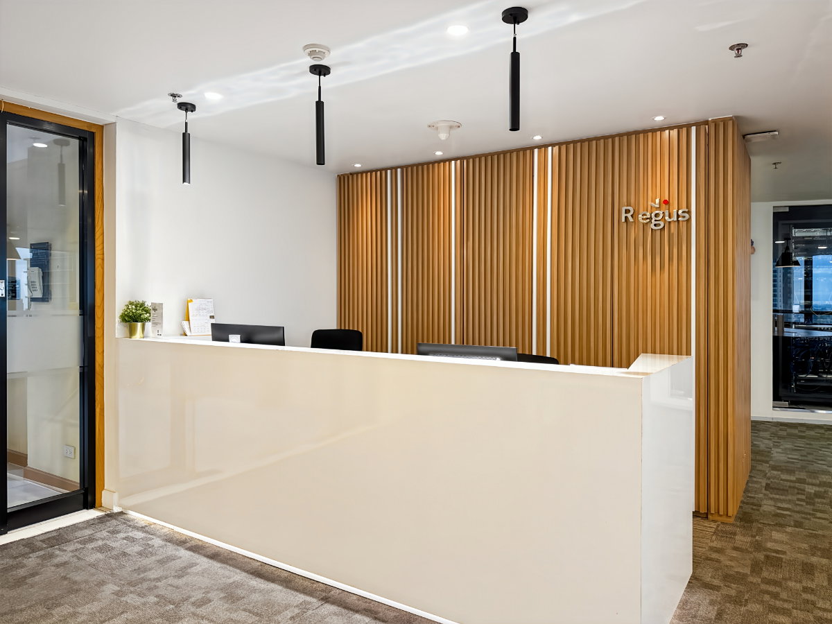 รูป Office Space แบบส่วนตัวสำหรับ 2 คน ที่ Regus Chartered Square - รูปที่ 3/6