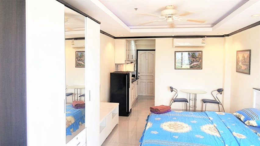 รูป Studio Condo for Sale at Jomtien Beach Condominium in Pattaya - รูปที่ 5/14
