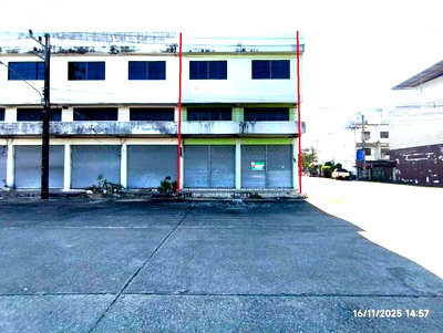 Shophouses for sale Chiang Rai Bus Terminol 2 : SHOP HOUSE for sale  Sun Sai Muang Chiang Rai Chiang Rai