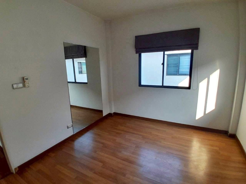 รูป ให้เช่า‼️บ้านเดี่ยว 56 ตร.ว.ขนาด 3 นอน 2 น้ำ หมู่บ้านเซนโทร เวสต์เกต (Centro Westgate) ซอย ถนนเลียบคลองบางไผ่ 🐶🐱 เลี้ยงสัตว์เลี้ยงได้ 🐰🐹🐰 - รูปที่ 18/23