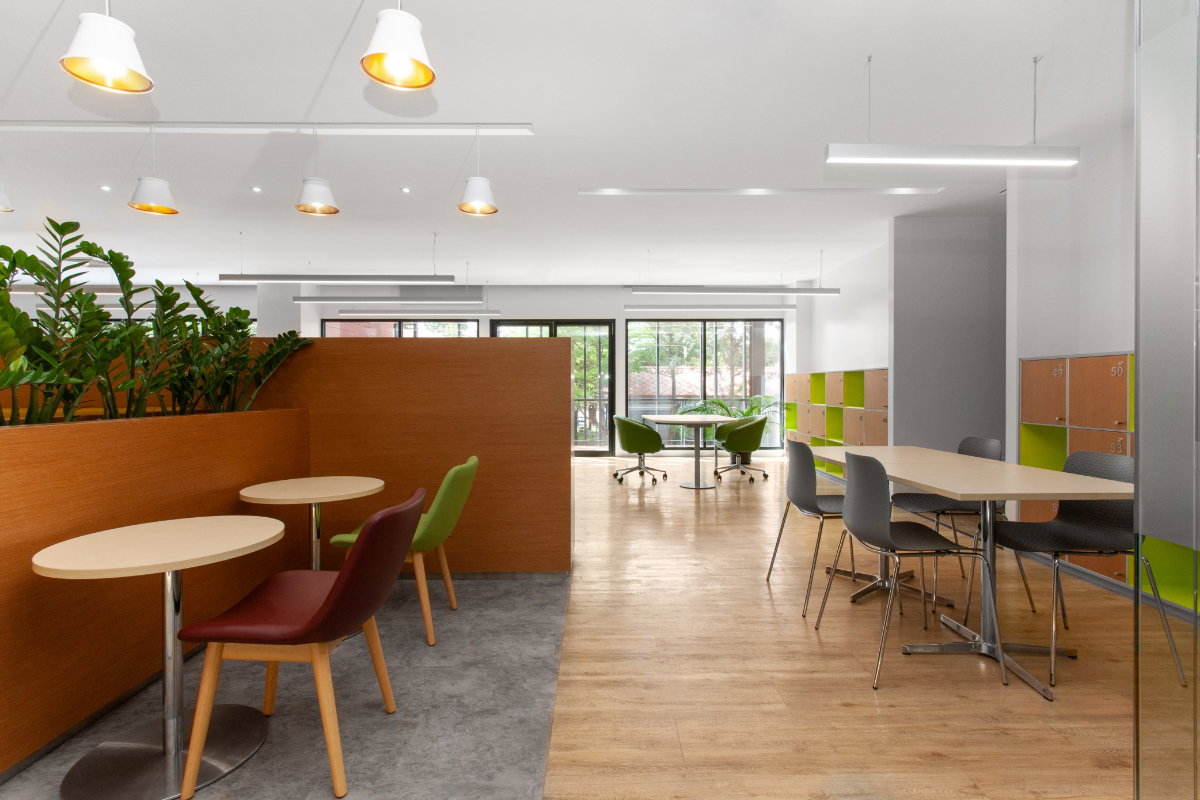 รูป Office Space ระดับมืออาชีพ ตามข้อกำหนดที่ให้อิสระมากขึ้นอย่างเต็มที่ 2 คน ที่ Regus Icon Park - รูปที่ 4/6