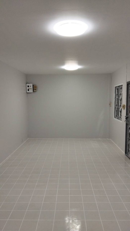 รูป ขายบ้านทาวน์เฮ้าส์ 2 ชั้น ม.ลภาวัน ถ.บางกรวย-ไทรน้อย ทำเลดี เดินทางสะดวก - รูปที่ 6/10