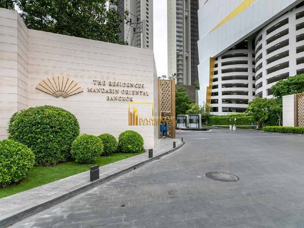 รูป Mandarin Oriental Bangkok | Gorgeous 2 Bed Duplex Condo With River Views - BR12207CD - รูปที่ 30/32