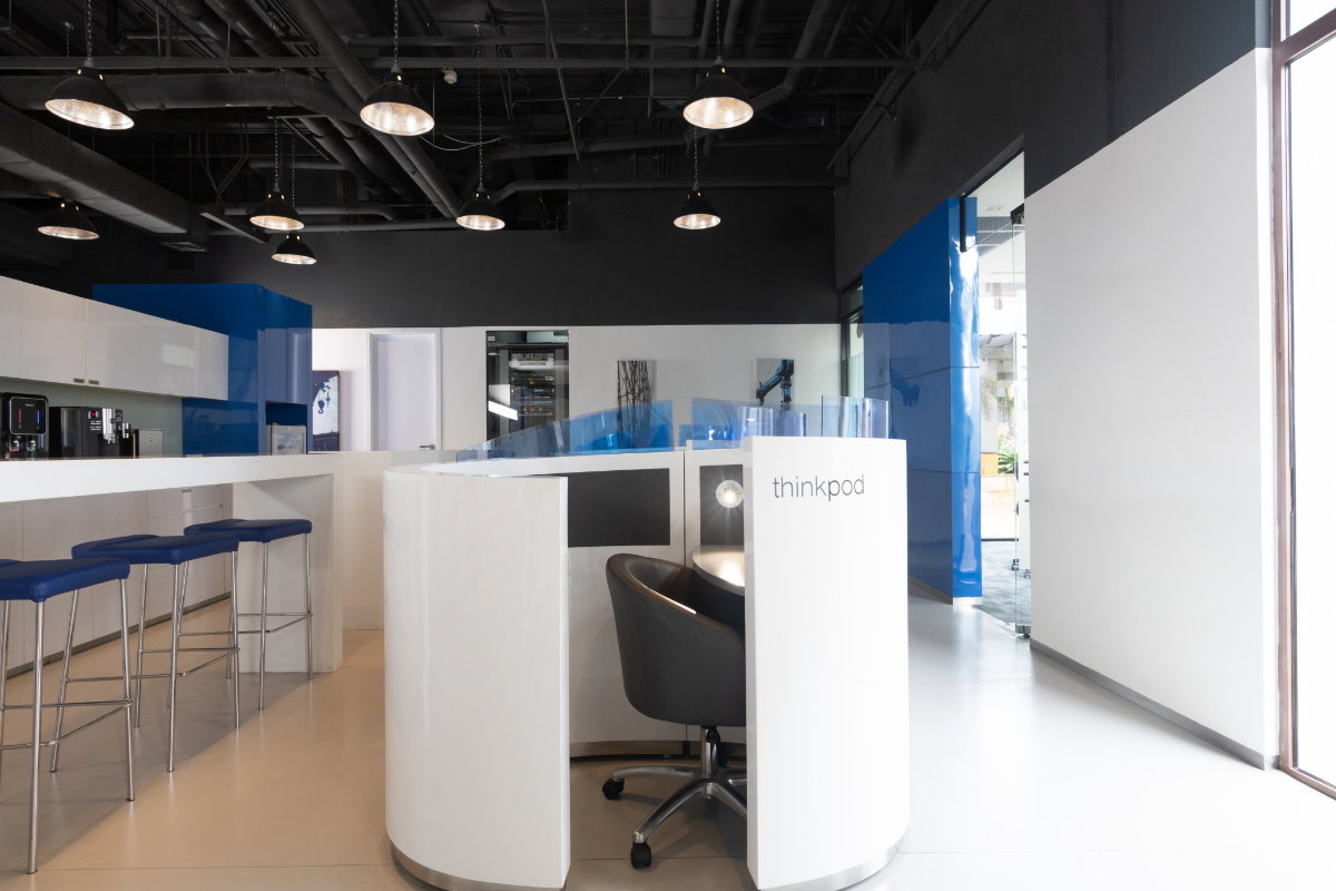 รูป Office Space แบบส่วนตัวที่ปรับให้เข้ากับความต้องการเฉพาะสำหรับธุรกิจของคุณที่ Regus Royal Phuket Marina - รูปที่ 4/6