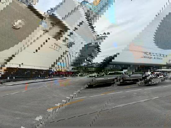 รูป ขาย!! อาคารพาณิชย์ 4.5 ชั้น สุขุมวิท 19 ใกล้ BTS อโศก และ MRT สุขุมวิท - รูปที่ 3/4