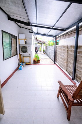 รูป พร้อมแอร์ใหม่ 3 ตัว ทำเลบางนา-ตราด กม.8 บางนา-ตราด51-55 ใหม่ ใกล้โลตัส บางนา 900 ม. เมกาบางน 1กม. 3นอน 2น้ำ บ้านเดี่ยว 50 ตร.ว. - รูปที่ 6/8