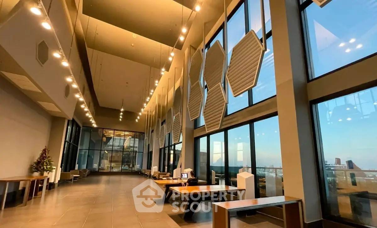 รูป คอนโด 1-ห้องนอน ที่ ศุภาลัย พรีเมียร์ แอท อโศก ใกล้ MRT เพชรบุรี (ID 2751458) - รูปที่ 2/6