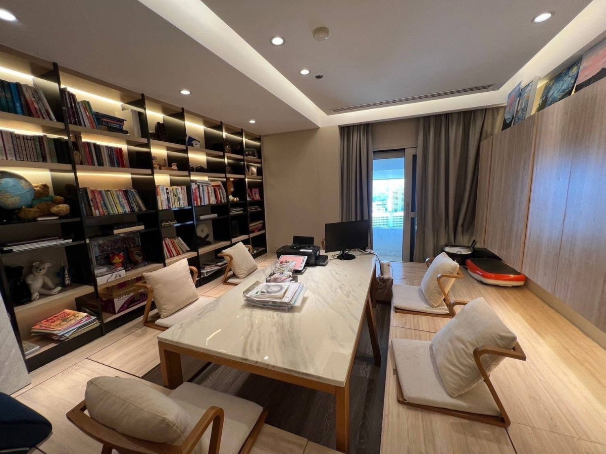 รูป Best Price ✨ ให้เช่า Le Raffine Sykhumvit 24 ห้องสวยลัคชูรี่สุดๆ ตกแต่งครบ ชั้นสูง วิวเมือง  | Code DS2127 Line : @Dstay - รูปที่ 3/14