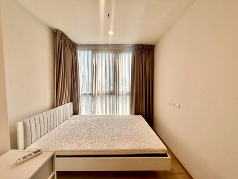 🟢Condo For Rent🟢The Base Garden Rama 9 Near Airport Link Ramkhamhaeng Fully-Furnished 1 Bedroom 1 Bathroom📱ADD LINE @572aurac