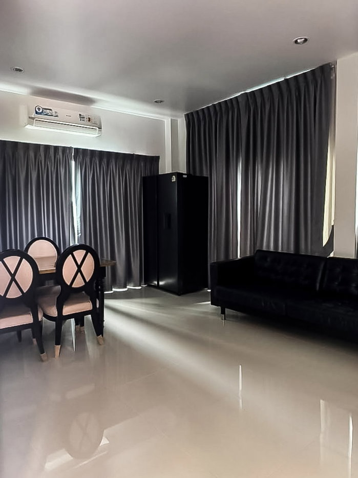 รูป For Rent East Pattaya House 4 Bedroom Single House - รูปที่ 2/9
