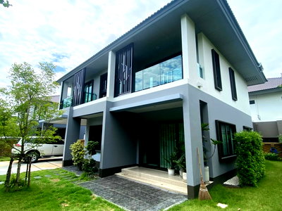 Houses for rent กระทรวงมหาดไทย : LTHC6374 – Single House FOR RENT 4 beds 6 baths size 222 Sq.M. Near Airport Rail Link Baan Thap Chang station  ONLY 90k/month