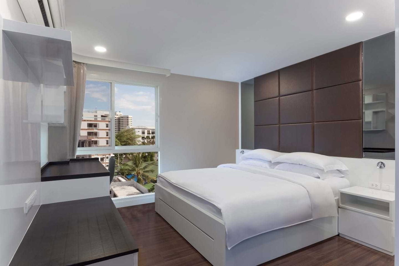 รูป LTH6426 – Aashiana Sukhumvit 26 FOR RENT 3 beds 3 baths Size 120 Sq.M. Nearby BTS Phrom Phong station ONLY 75k/month - รูปที่ 6/8