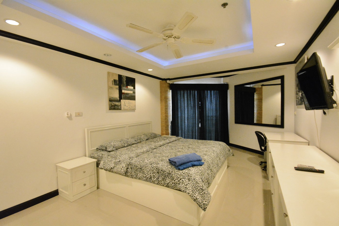 รูป 2 Bed Condo for Rent at Jomtien Beach Condominium in Pattaya - รูปที่ 9/17