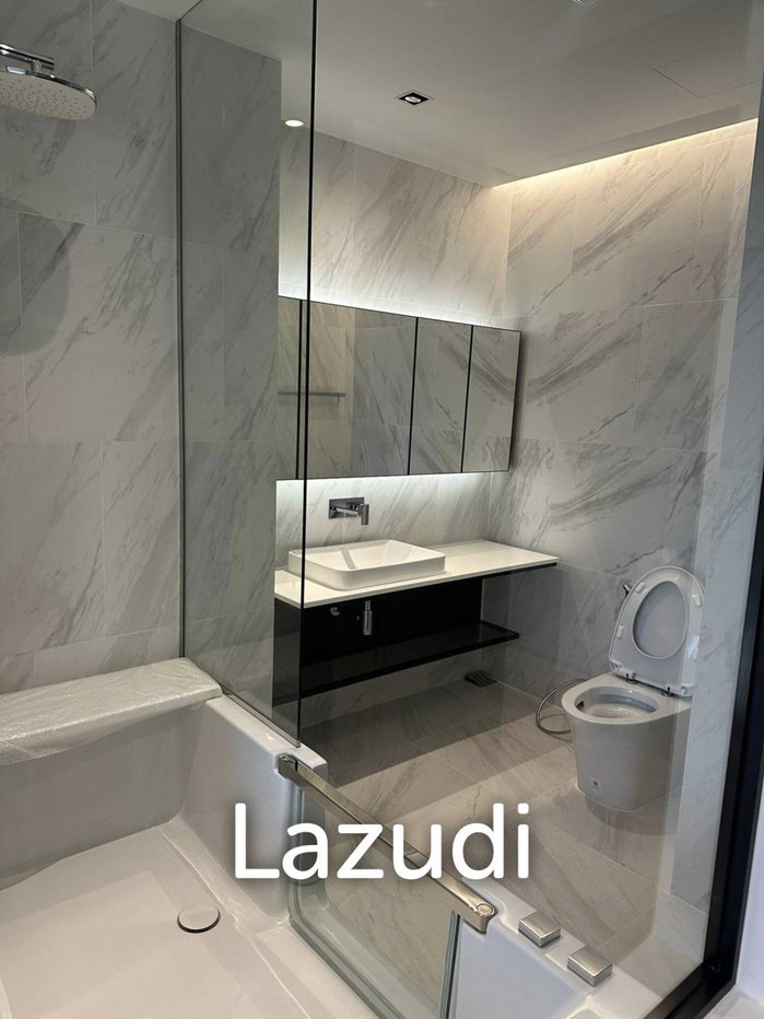 picture 2  Beds 2 Baths Size 79 SQ.M The Room Sukhumvit 38 - 9/12