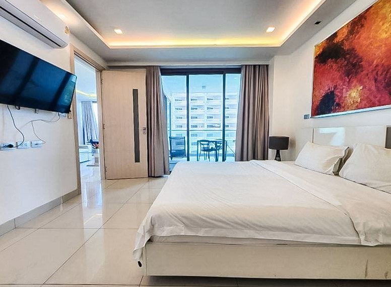 picture For Sale Wongamat Tower 1 Bedroom Sea View Condominium - 5/11