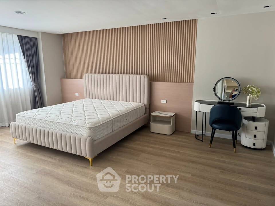 picture 4-BR Condo at DS Tower 1 near BTS Phrom Phong (ID 2749769) - 6/6
