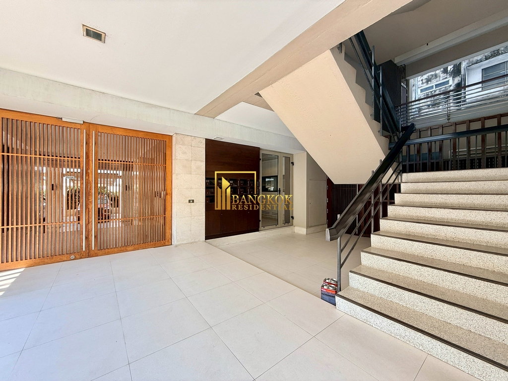 รูป Spacious 3 Bedroom Apartment With Large Private Terrace - BR0640AP - รูปที่ 38/40