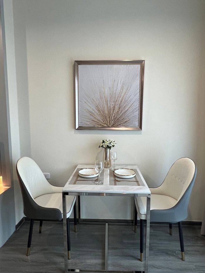 รูป Ideo Chula Samyan【𝐒𝐄𝐋𝐋 & 𝐑𝐄𝐍𝐓】🔥ห้องสุดหรู โทนสว่าง อบอุ่น เฟอร์นิเจอร์จัดเต็ม เอาใจสายเรียบหรู 🔥 ติดต่อไลน์ไอดี: @hacondo - รูปที่ 8/9