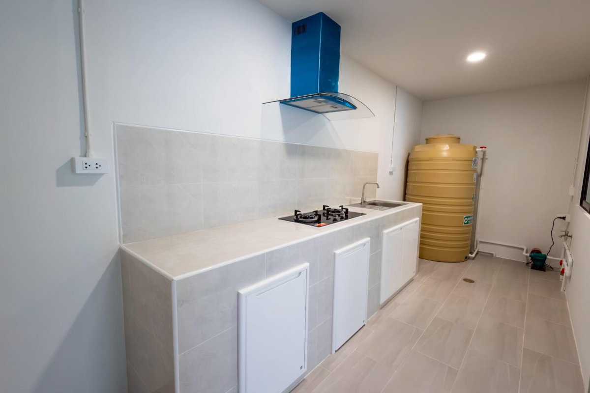 รูป ขาย บ้านรีโนเวทใหม่ The Connect 27 สวนหลวง - อ่อนนุช พร้อมเข้าอยู่ โลเคชั่นดี ใกล้ห้าง ใกล้สนามบินสุวรรณภูมิ - รูปที่ 8/16