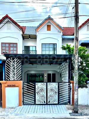 ทาวน์โฮม บิ๊กซี ฟู้ดเพลส สายไหม 47 : ขายทาวน์เฮ้าส์ 2 ชั้น มบ.กรุงทอง สายไหม 33 เนื้อที่ 16 ตรว 2นอน 2น้ำ ปูกระเบื้องใหม่ทั้งหลัง ใกล้ Central รามอินทรา