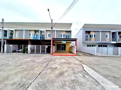 ทาวน์เฮ้าส์ 26.2 ตร.วา หาดใหญ่ สงขลา 2.4M