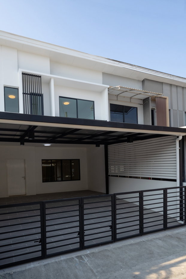 รูป ทาวน์โฮมรูปแบบใหม่ใกล้สนามบินสุวรรณภูมิ สไตล์ Modern ที่ออกแบบภายใต้แนวคิด Modish Real Living ให้ทุกแนวคิดเชื่อมต่อการใช้ชีวิตมีสไตล์ - รูปที่ 17/19