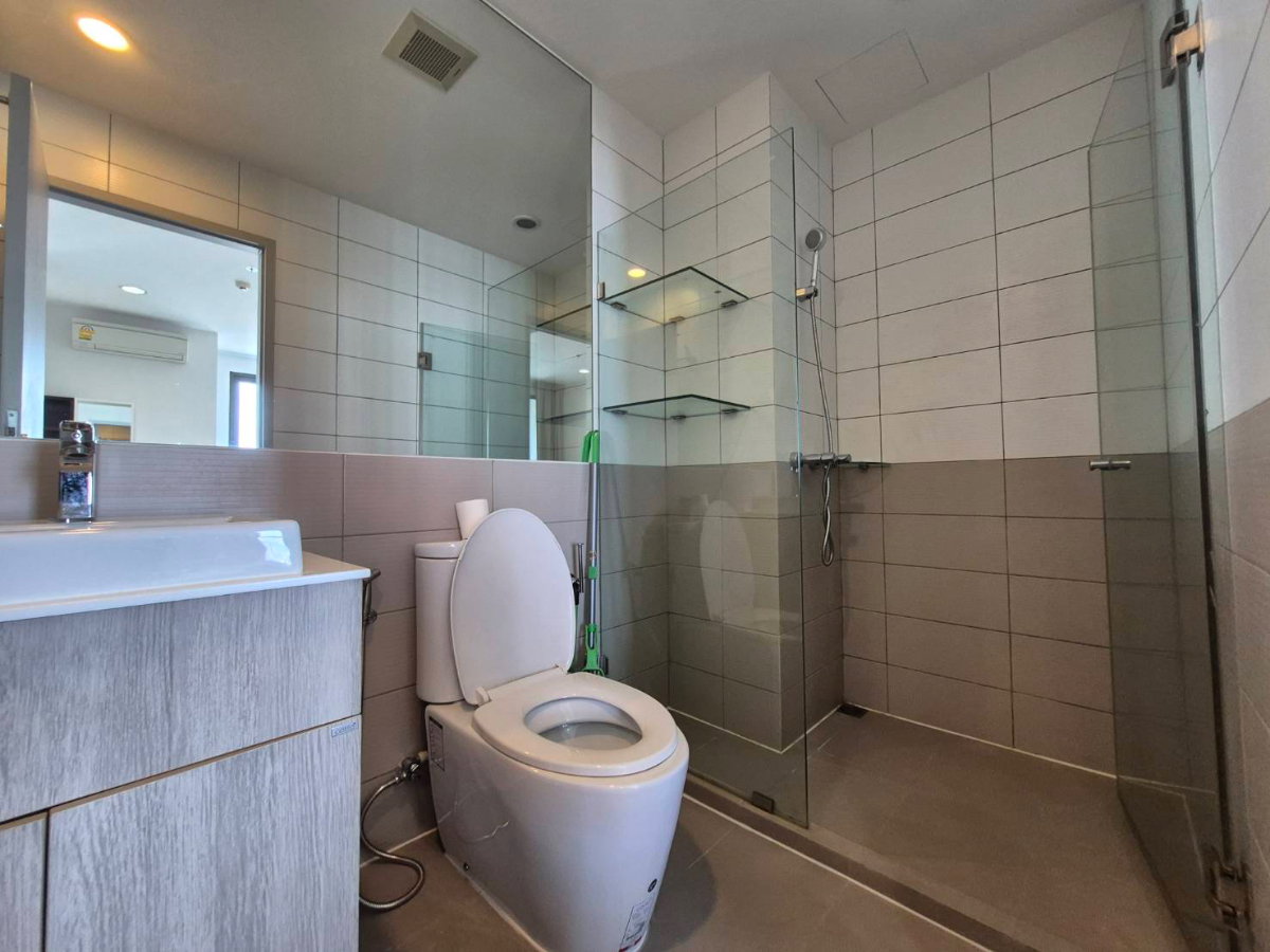 รูป ✨ห้องสวย รีโนเวทใหม่ เฟอร์ใหม่ ราคาดีมาก แค่ 19,000 บาท/ด. 📞0930547992 คุณเจ - รูปที่ 8/9