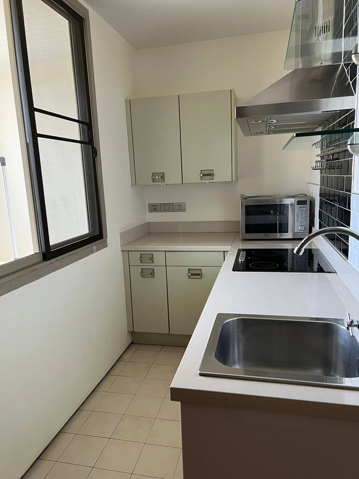 รูป LTH6734 – Ficus Lane FOR RENT 3 beds 3 baths Size 210.48 Sq.M.Near BTS Phra Khanong stations ONLY 90k/month - รูปที่ 3/6