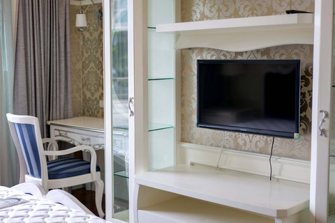 LTH6757 – Le Luk FOR SALE 2 beds 2 baths Size 78.16 Sq.M.Near BTS Phra Khanong stations ONLY 11 MB