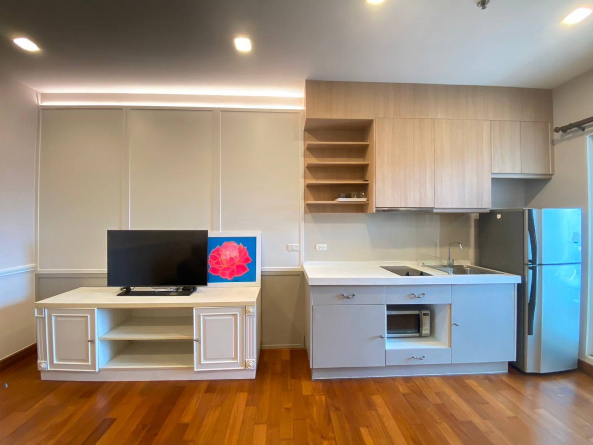 รูป Ivy Sathorn 10【𝐑𝐄𝐍𝐓】🔥ห้องโทนสุภาพ เฟอร์ไม้ให้ฟีลอบอุ่นน่าพัก🔥 ติดต่อไลน์ไอดี: @hacondo - รูปที่ 4/10