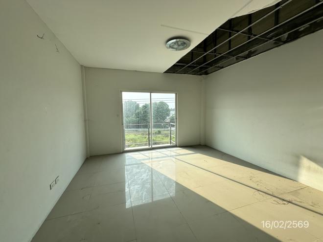 รูป อาคารพาณิชย์ 20 ตร.วา บางละมุง ชลบุรี 4M - รูปที่ 11/30