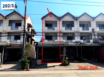 Shophouses for sale Lamphun Industrial Estate : SHOP HOUSE for sale  Ban Klang Muang Lamphun Lamphun